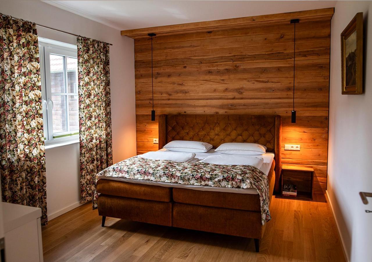 Vierseitenhof Appartements ブルク エクステリア 写真