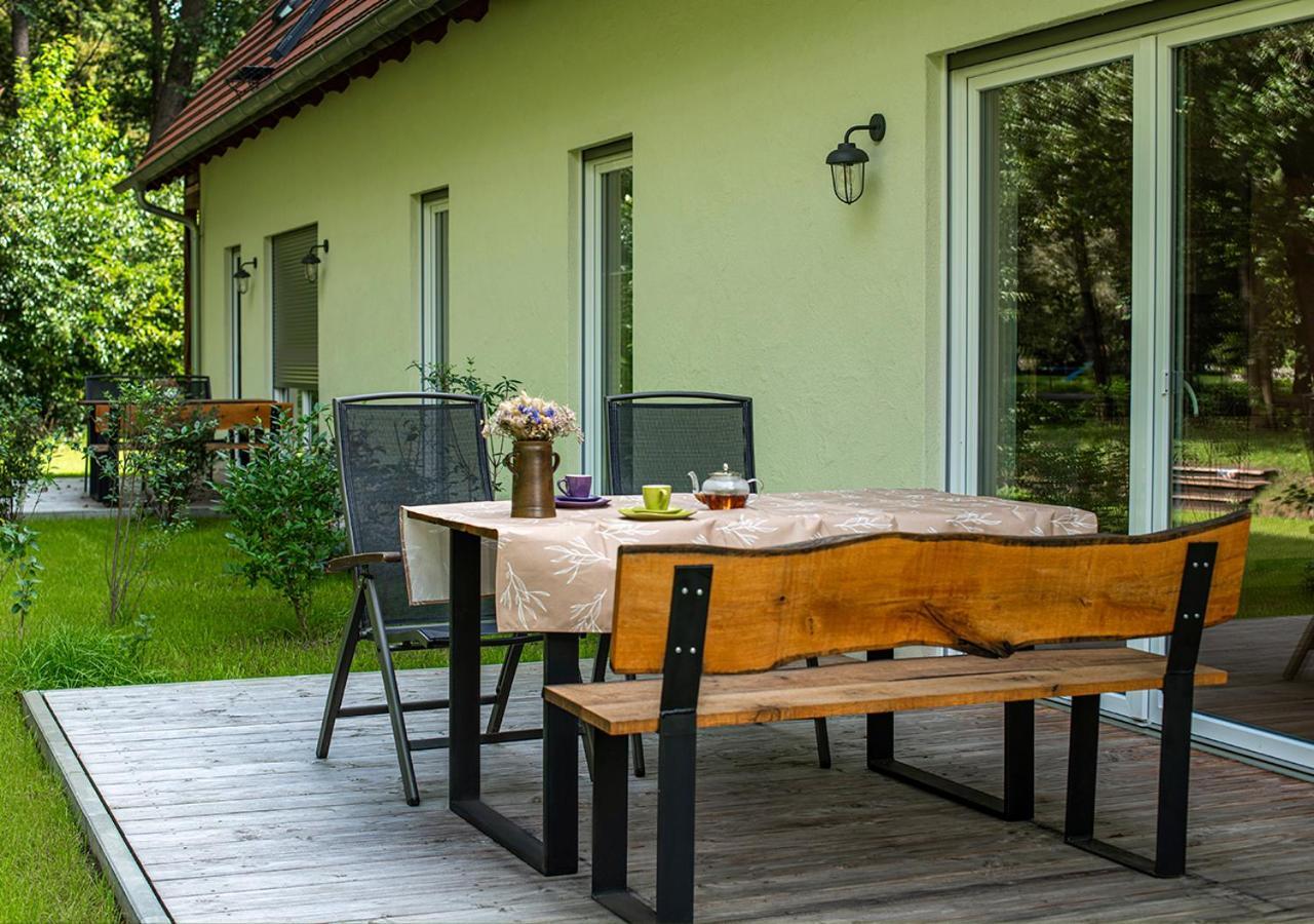 Vierseitenhof Appartements ブルク エクステリア 写真