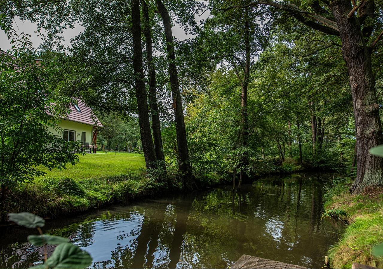 Vierseitenhof Appartements ブルク エクステリア 写真